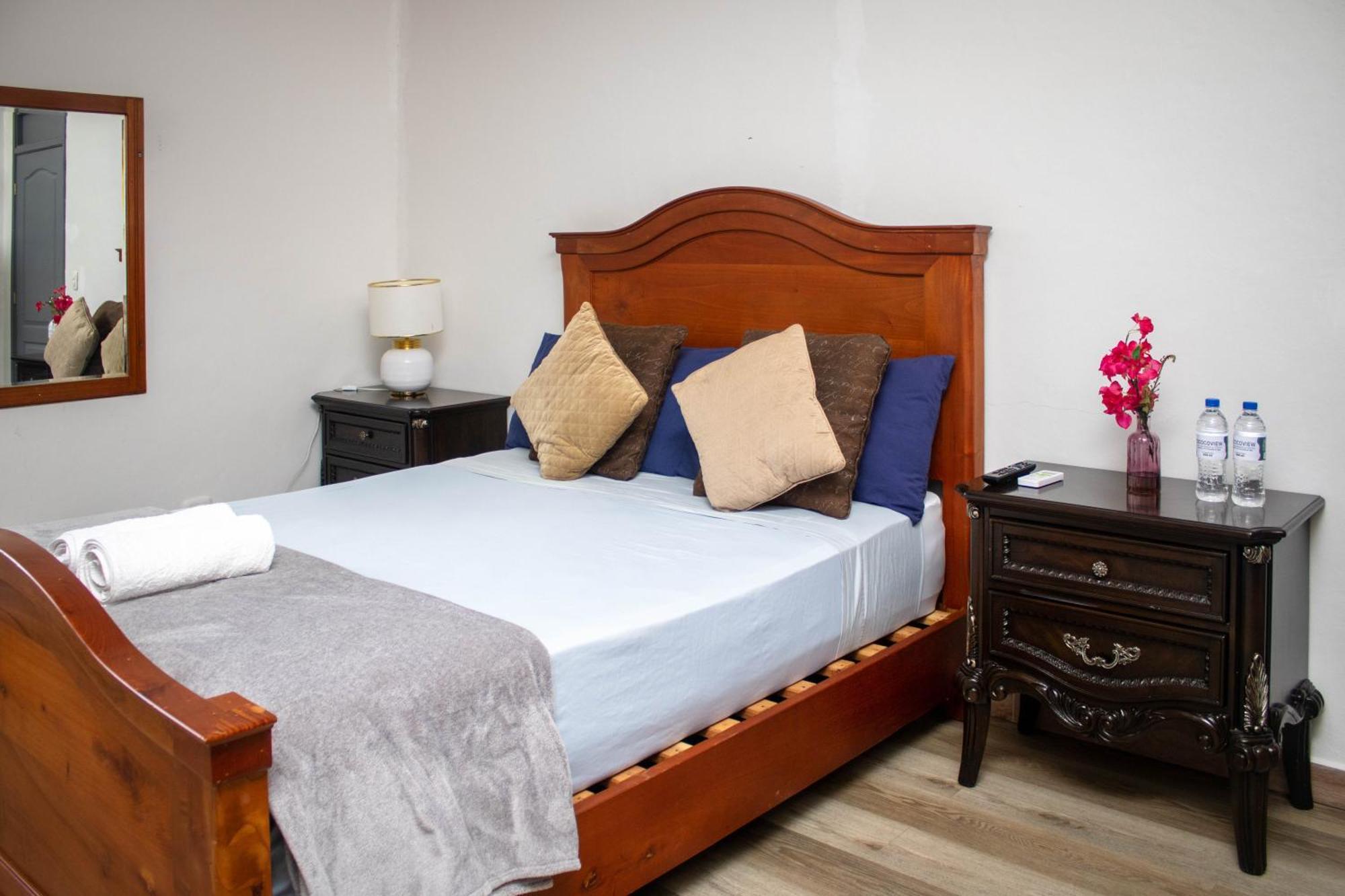 Hotel, Cocoview Valle De Angeles Bagian luar foto